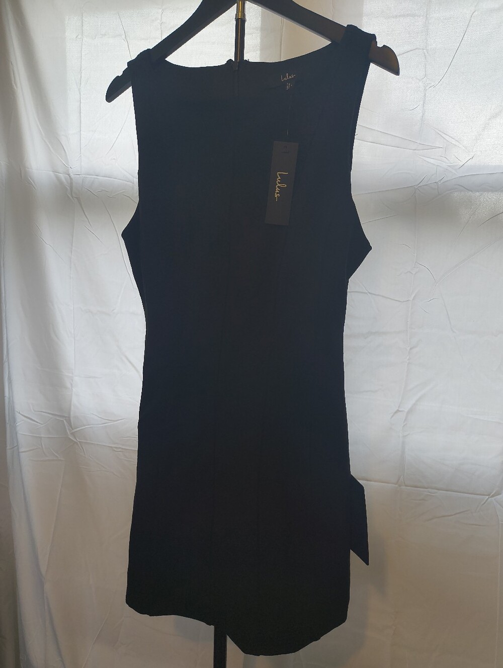 Lulu's Black Sleeveless Shift Dress with Bow Shoulder Detail